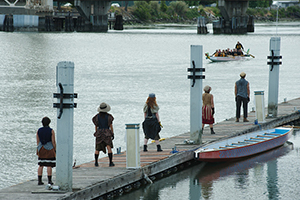 Docks_Line_Boat